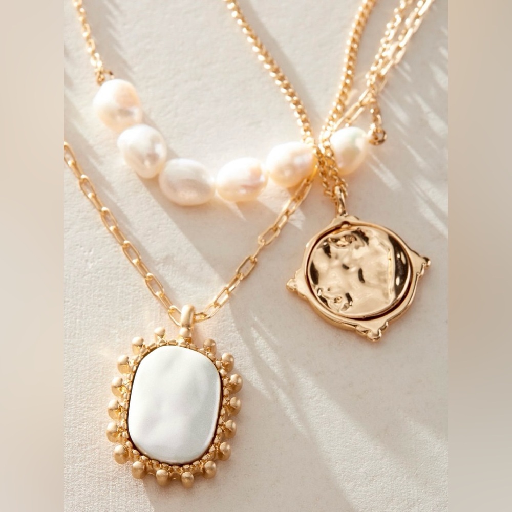 NWT Free People Gold Plated Waverly Necklace
